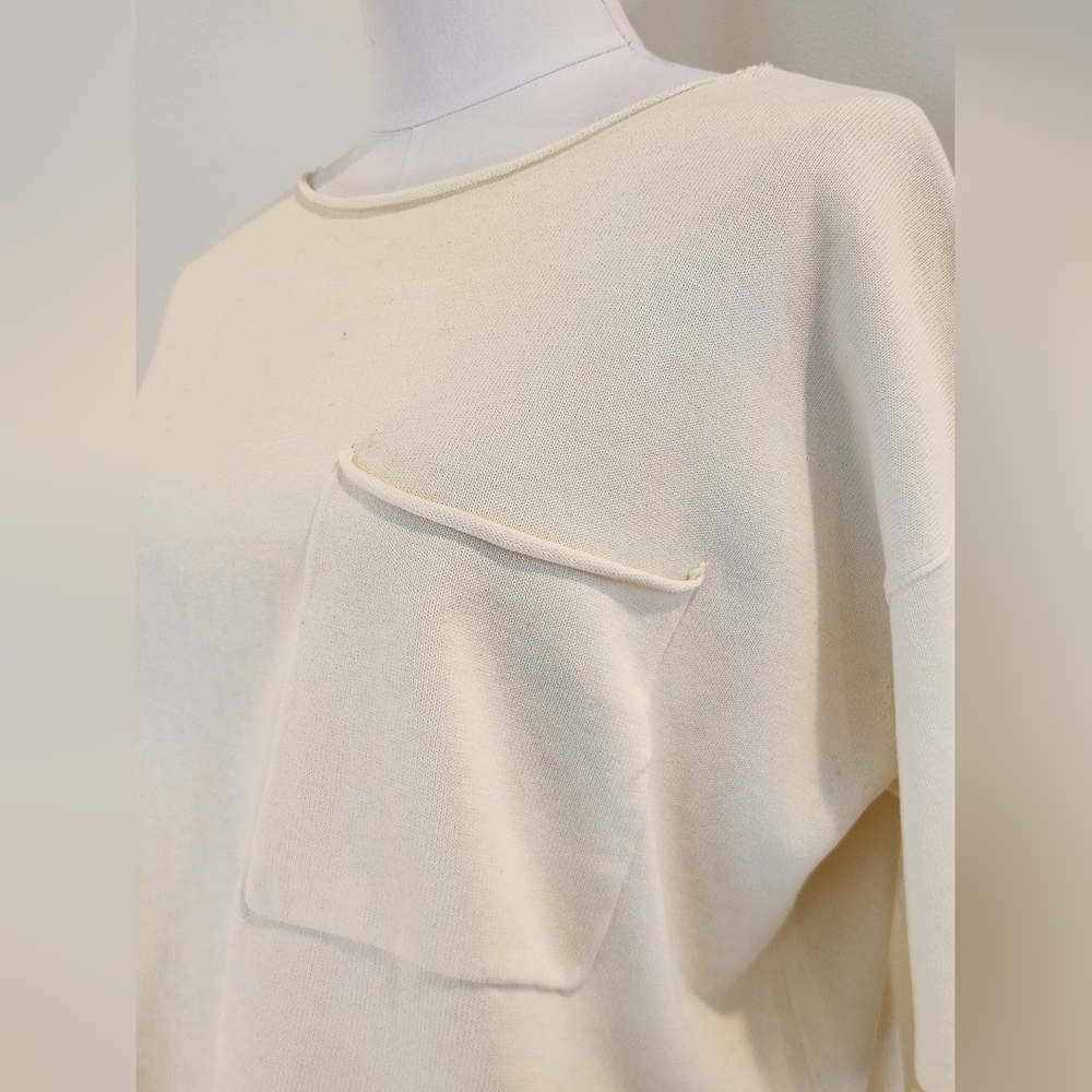 New! || BAREFOOT DREAMS || T in cream, pocket, rolled hems, boxy fit, sz S - Picture 3 of 8